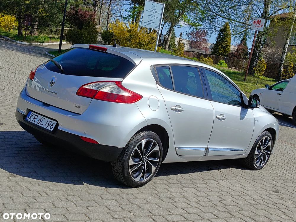 Renault Megane TCe 130 EDC Bose Edition - 12