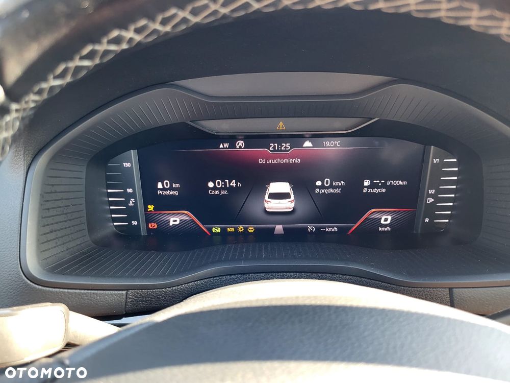 Skoda Karoq 1.5 TSI ACT 4x4 DSG Sportline - 30