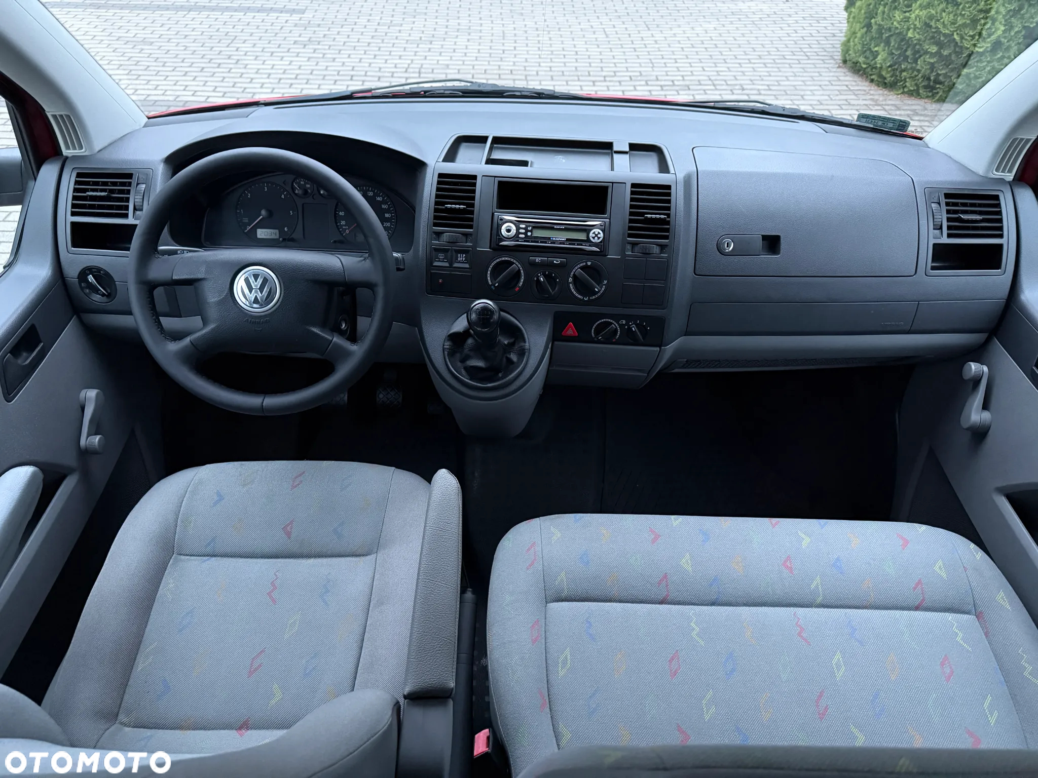 Volkswagen Transporter - 25