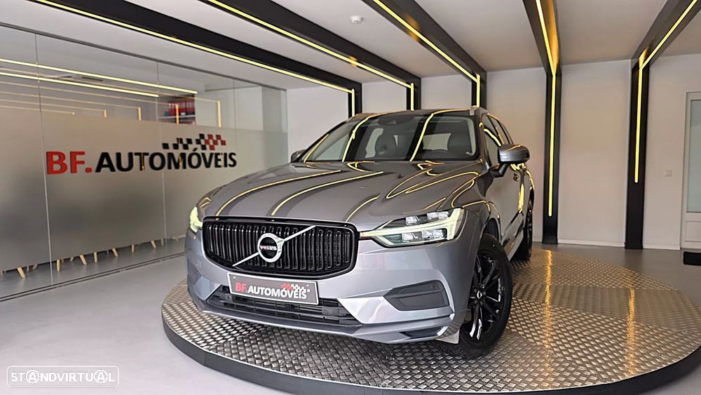 Volvo XC 60 2.0 D4 Momentum Plus Geartronic - 1