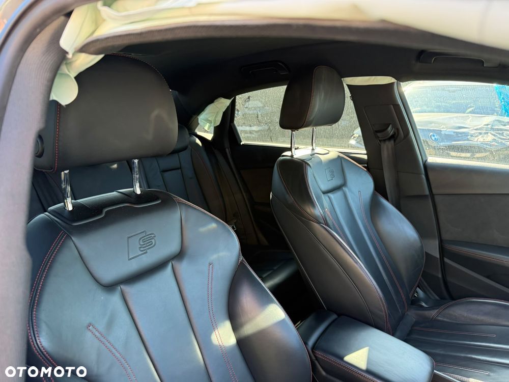 Audi A4 Limousine 40 TFSI mHEV Quattro S Line S tronic - 26