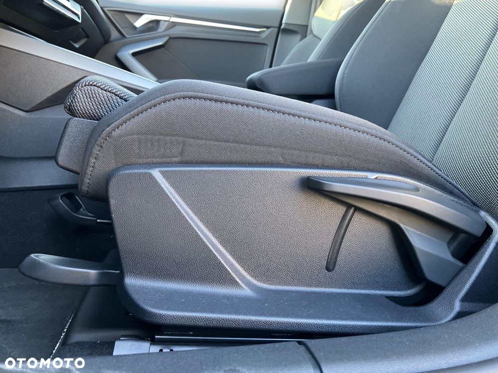 Audi A3 Sportback - 12