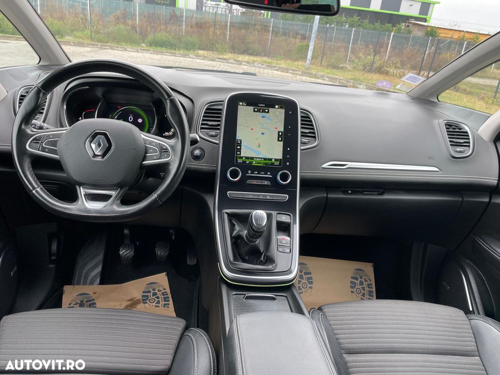 Renault Scenic - 8