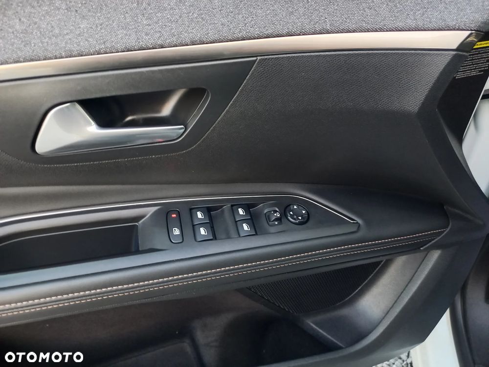 Peugeot 5008 BlueHDI 130 EAT8 GT - 31