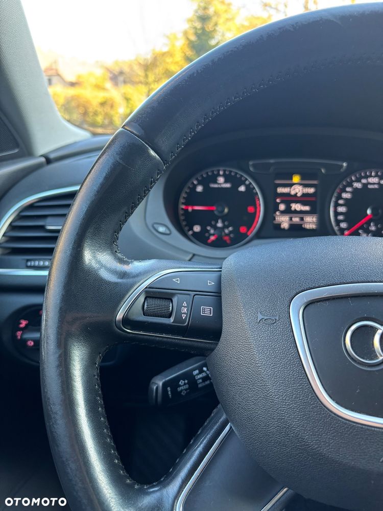 Audi Q3 2.0 TDI Design - 16