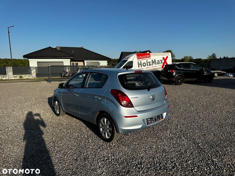 Hyundai i20 1.25 Wersja Jubileuszowa - 10