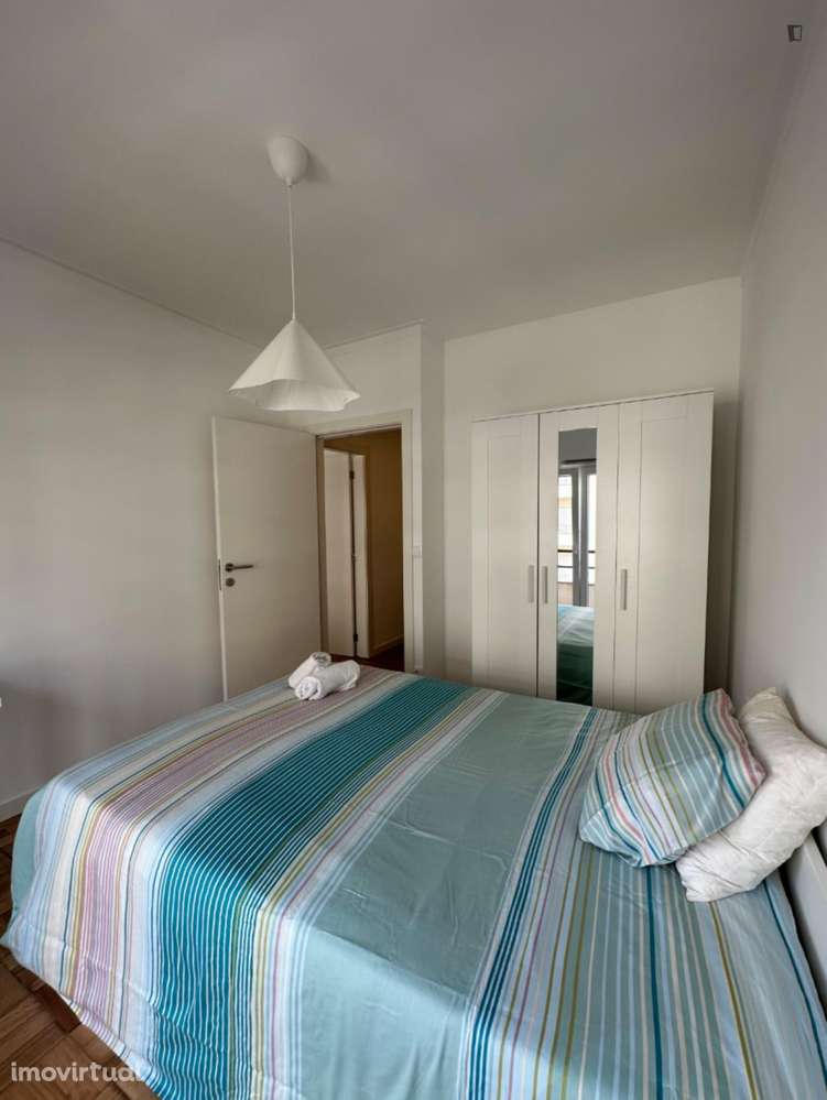 Quarto - localizado em São Vítor Braga - Grande imagem: 2/9