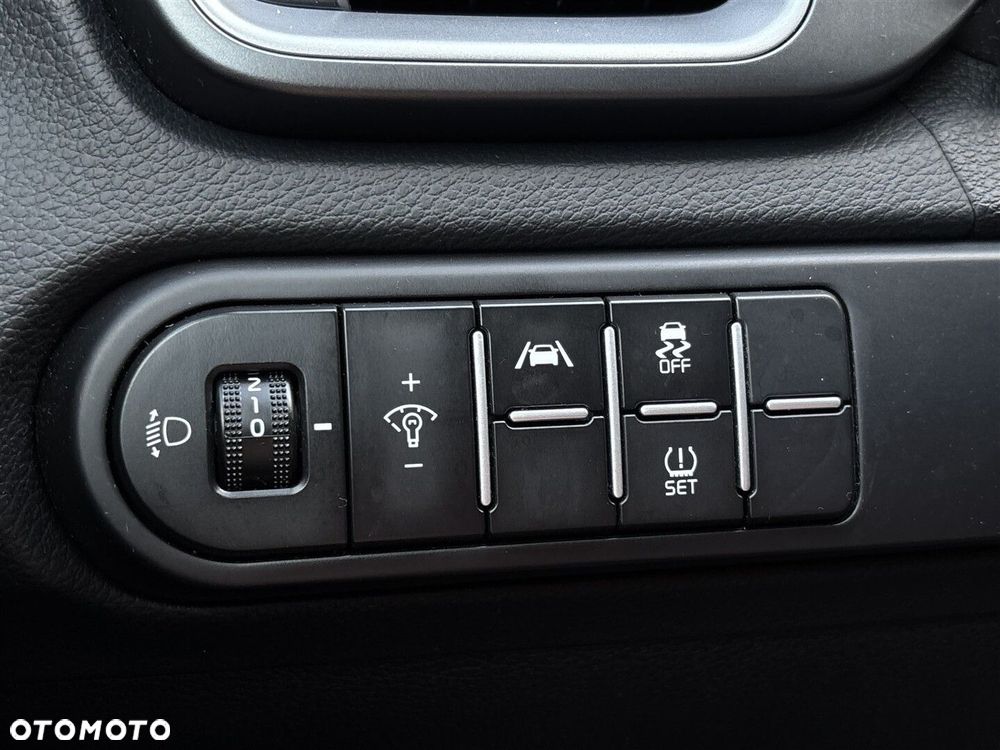 Kia XCeed 1.5 T-GDI M DCT - 19