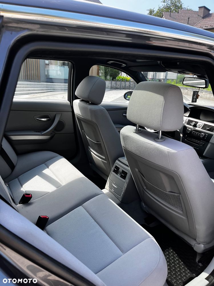 BMW Seria 3 325i xDrive - 8