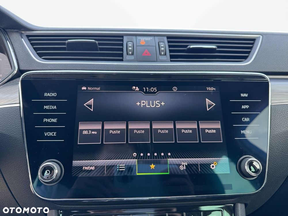 Skoda Superb 2.0 TDI SCR 4x4 Scout DSG - 16