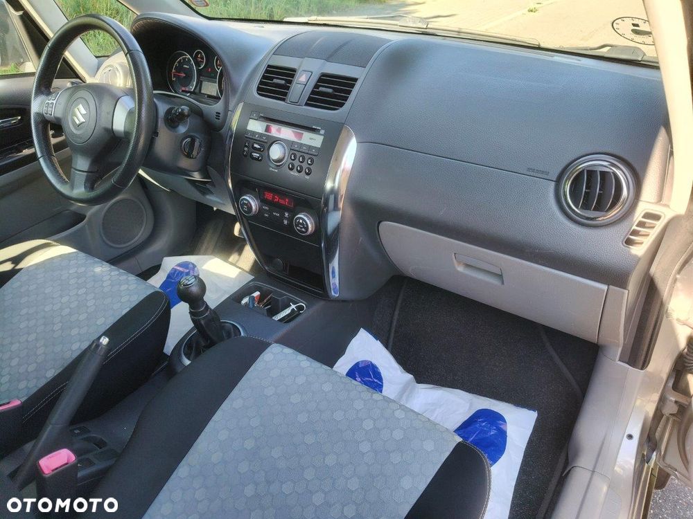 Suzuki SX4 1.6 VVT 4x2 Style - 23