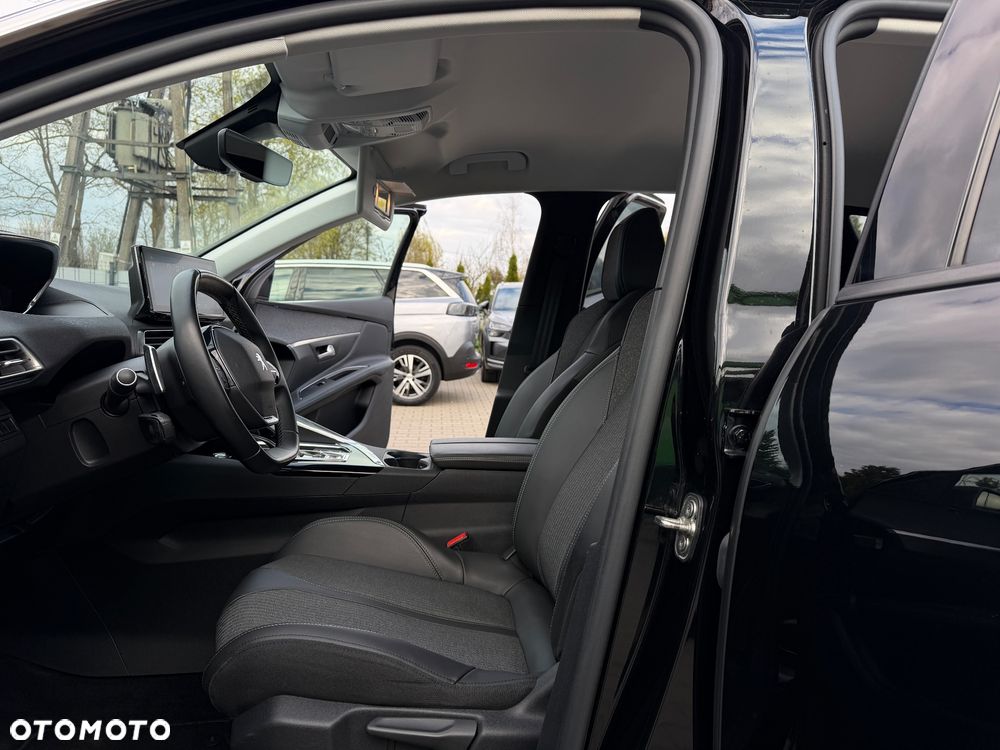 Peugeot 3008 1.6 PureTech HYbrid Allure S&S EAT8 - 27