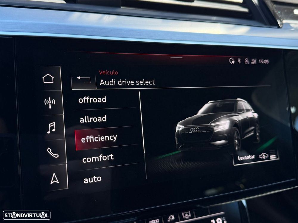 Audi e-tron 55 quattro S line - 44