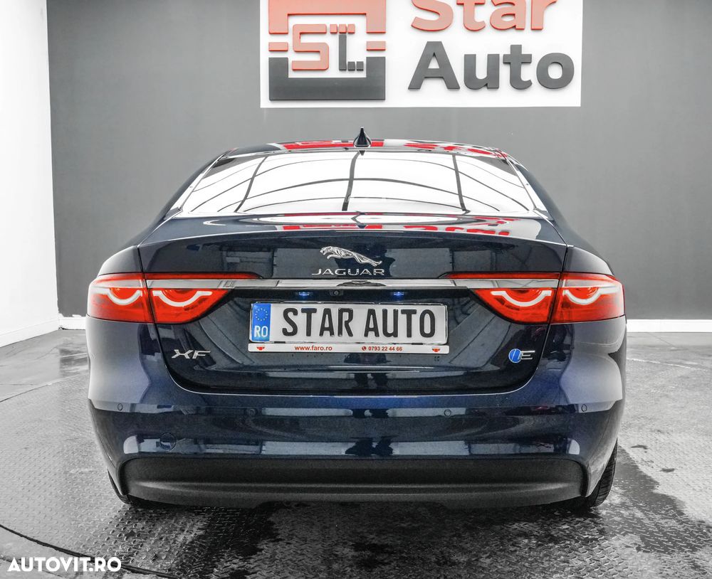 Jaguar XF 20d RWD E-Performance Pure - 5