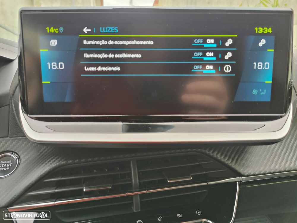 Peugeot e-2008 50 kWh GT - 14