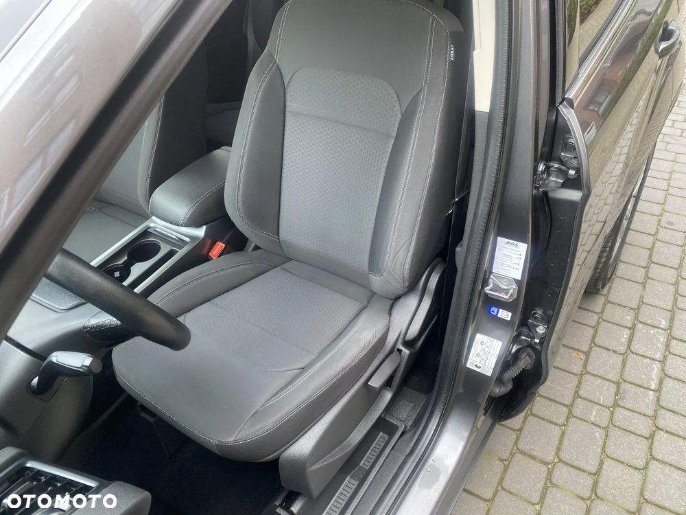 Ford Kuga 1.5 EcoBoost 2x4 Titanium - 19