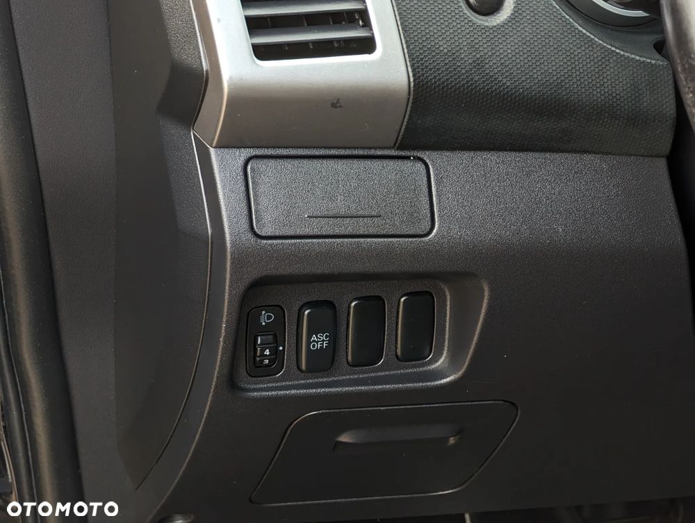 Citroën C-Crosser 2.2 HDi Exclusive - 20