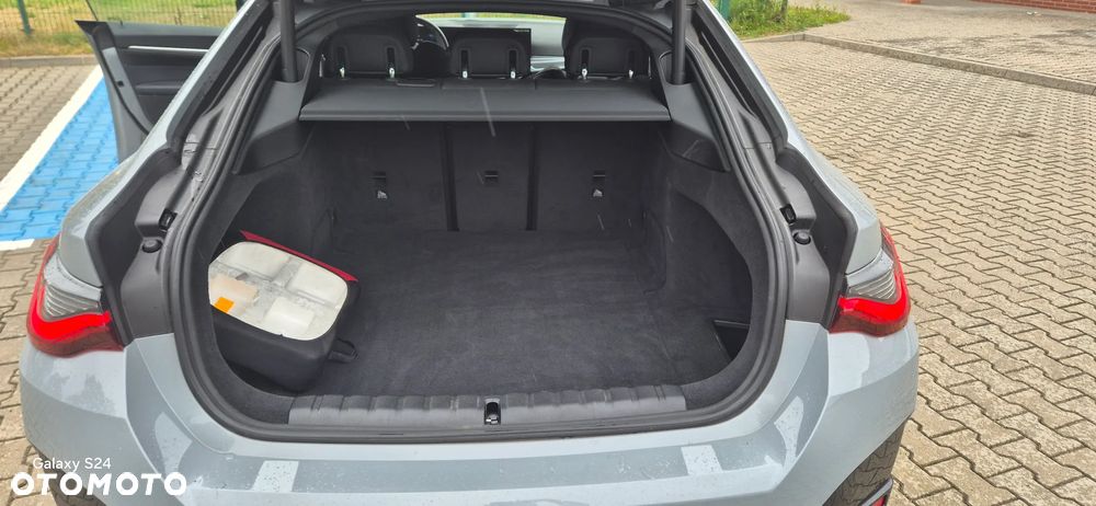 BMW i4 83.9kWh eDrive 40 M Sport - 4