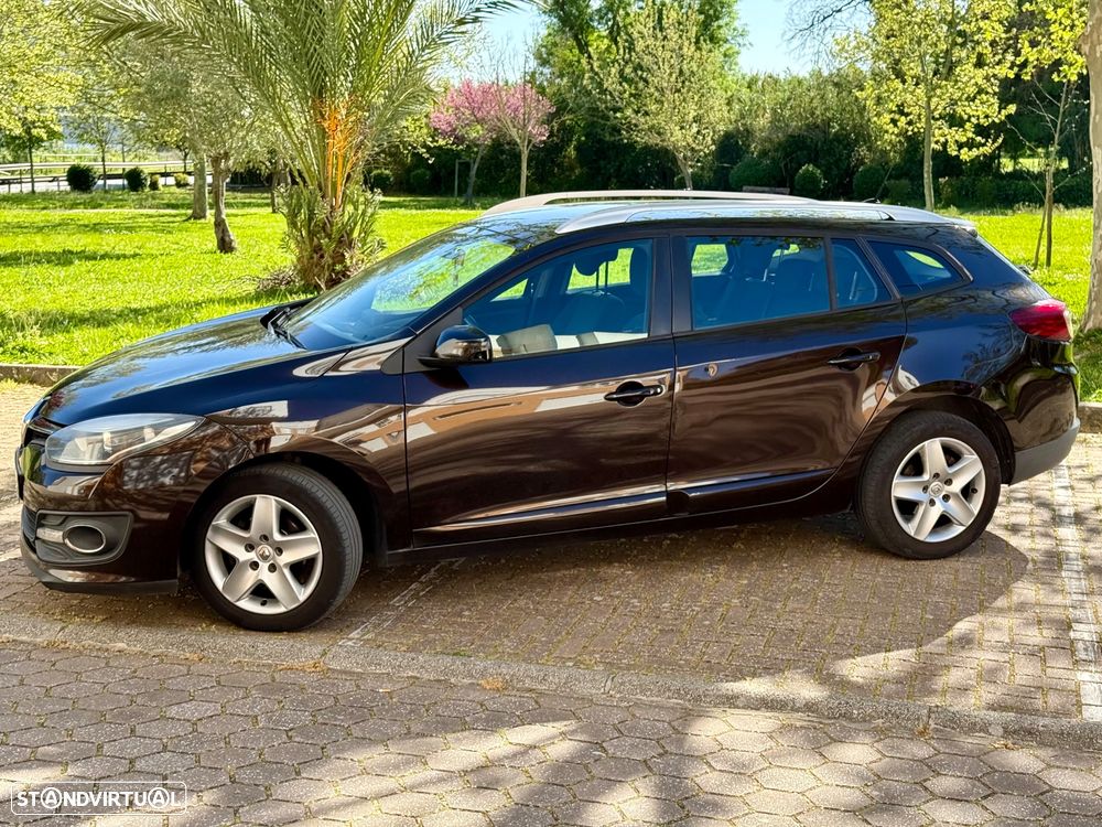 Renault Mégane Sport Tourer 1.5 dCi Dynamique S - 2