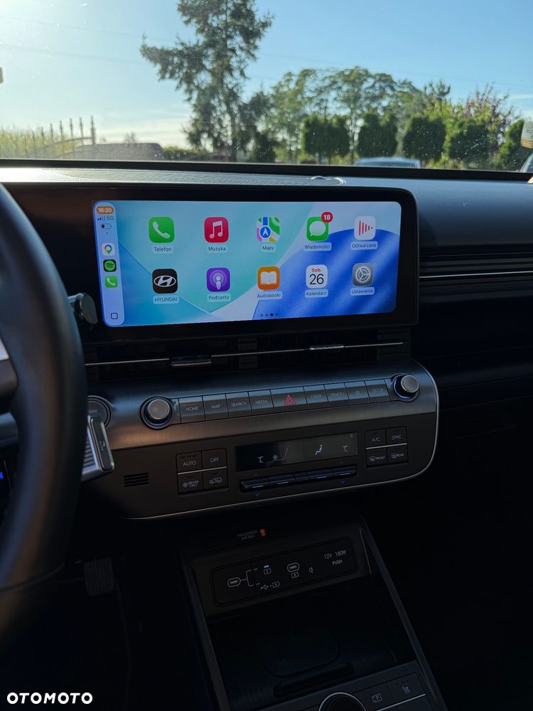 Hyundai Kona - 12