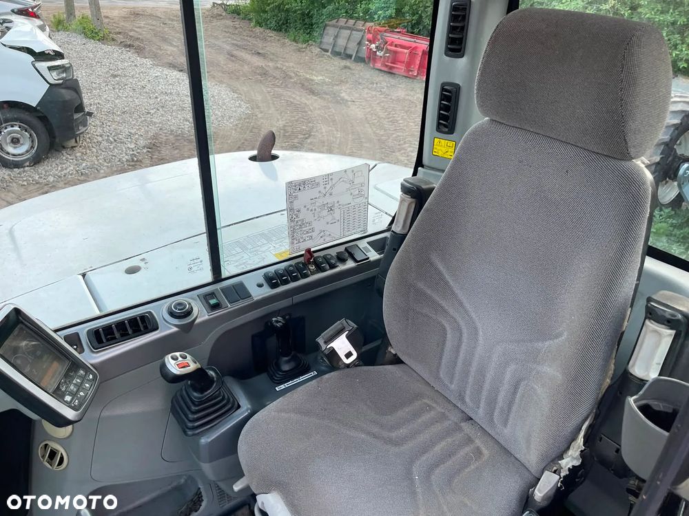 Bobcat Koparka gąsiennicowa Bobcat E85 Rok 2015 Oryginał 5500 MTG Bardzo ładna - 12