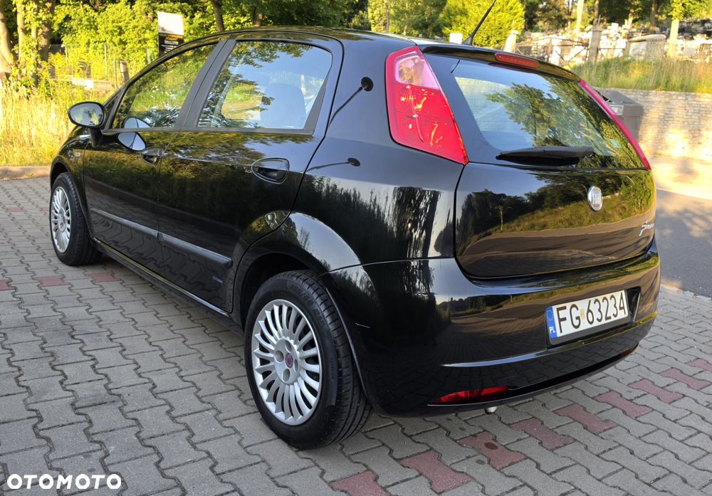 Fiat Grande Punto - 5