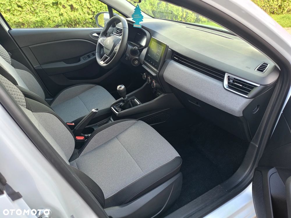 Renault Clio TCe 90 EVOLUTION - 6