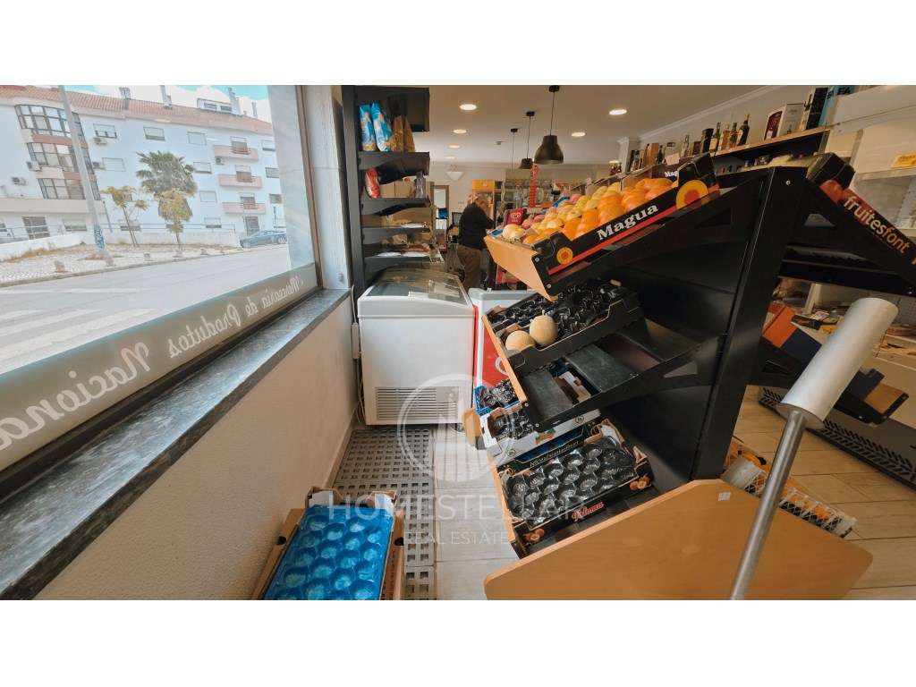 Loja Comércio Pinhal Novo - Grande imagem: 3/19