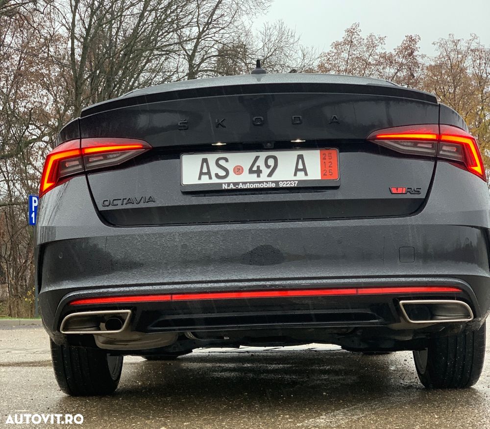 Skoda Octavia 2.0 TDI DSG RS Plus - 13