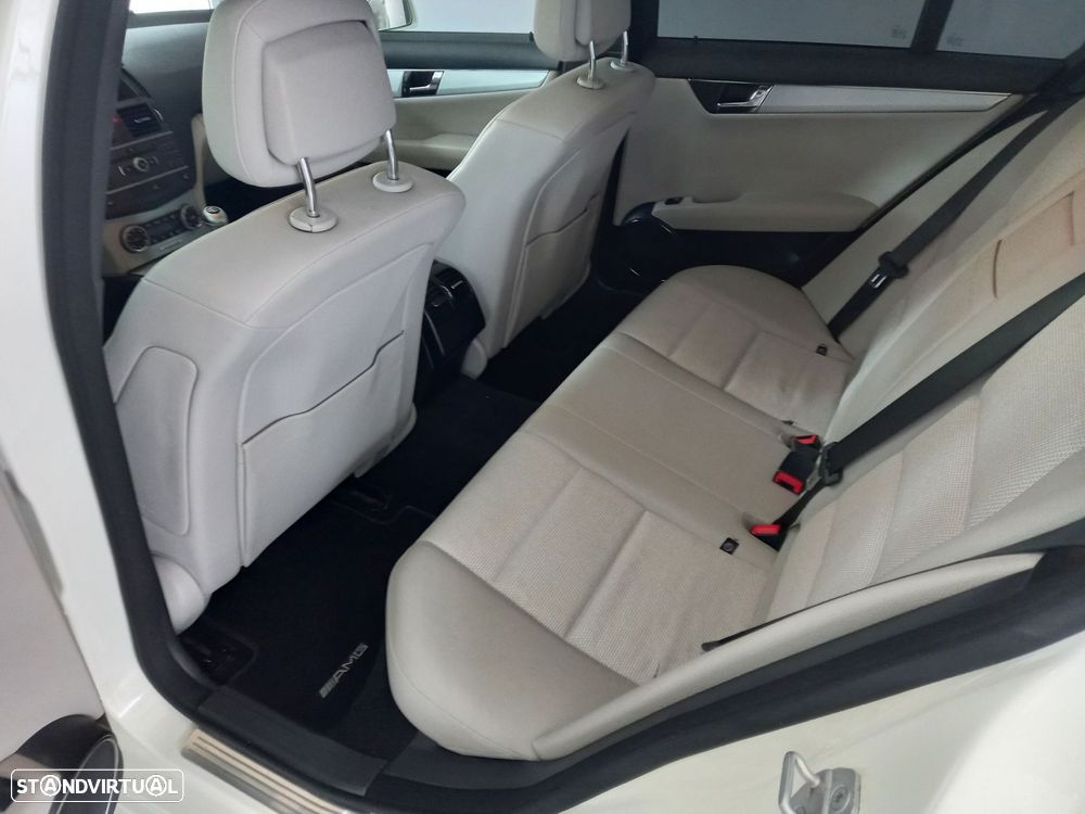 Mercedes-Benz C 220 CDi Avantgarde BlueEfficiency - 14