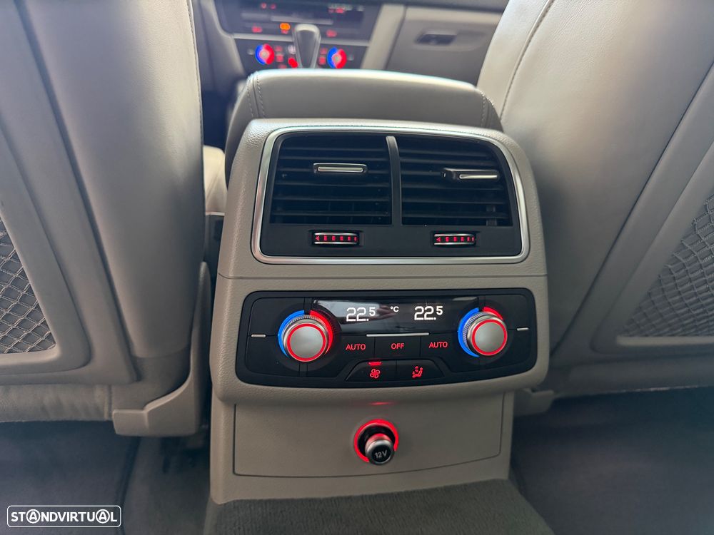 Audi A6 Avant 3.0 TDi V6 Business Line S tronic - 30