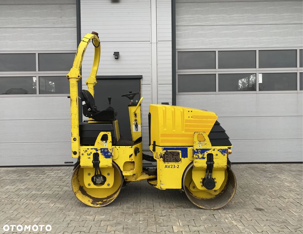 Caterpillar 302.7D Minikoparka CAT - 23