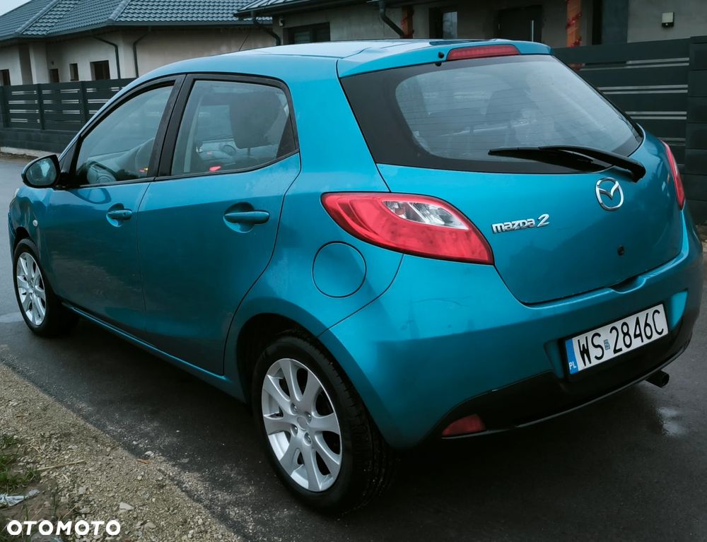 Mazda 2 - 5