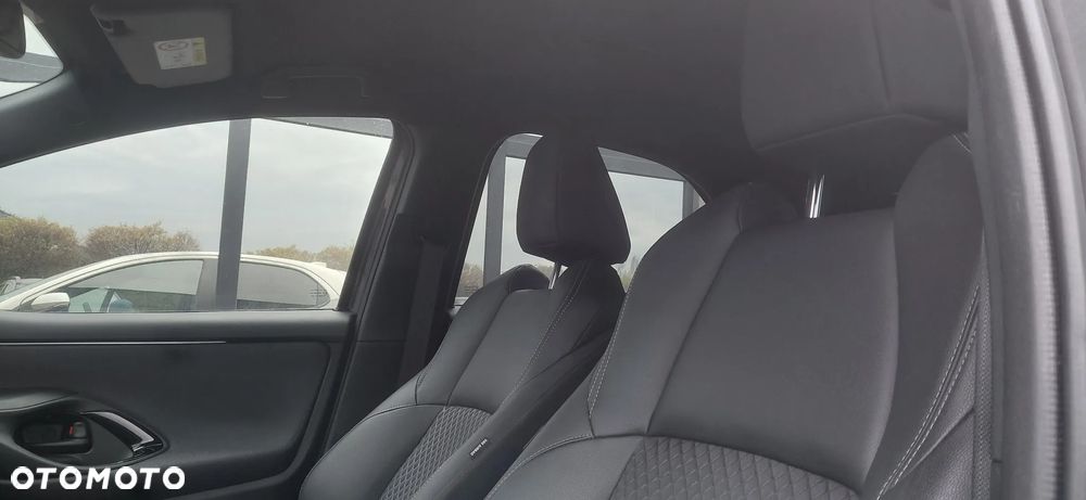 Toyota Yaris Hybrid 1.5 Style - 8