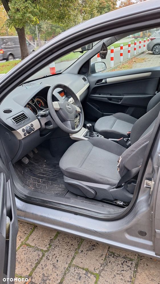 Opel Astra 1.3 CDTI - 8