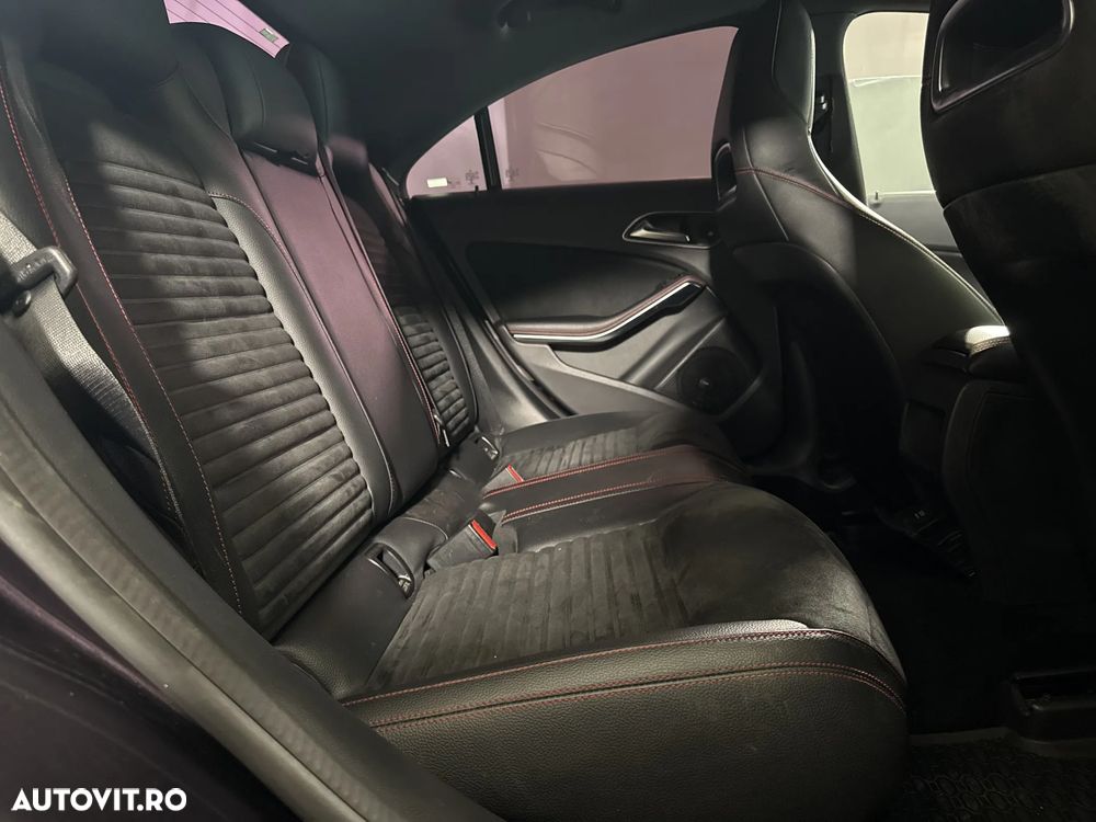 Mercedes-Benz CLA 220 - 13