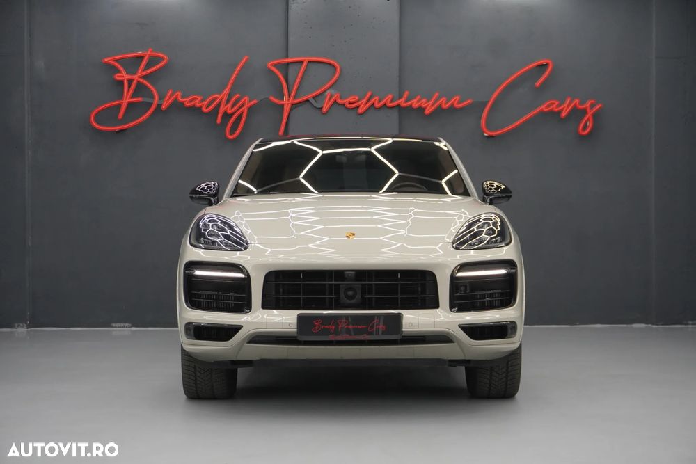 Porsche Cayenne Coupe GTS Tiptronic S - 5