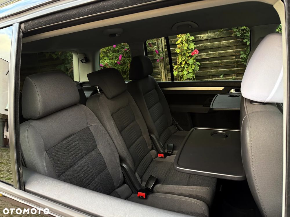Volkswagen Touran 2.0 TDI DPF Highline Perfectline - 9