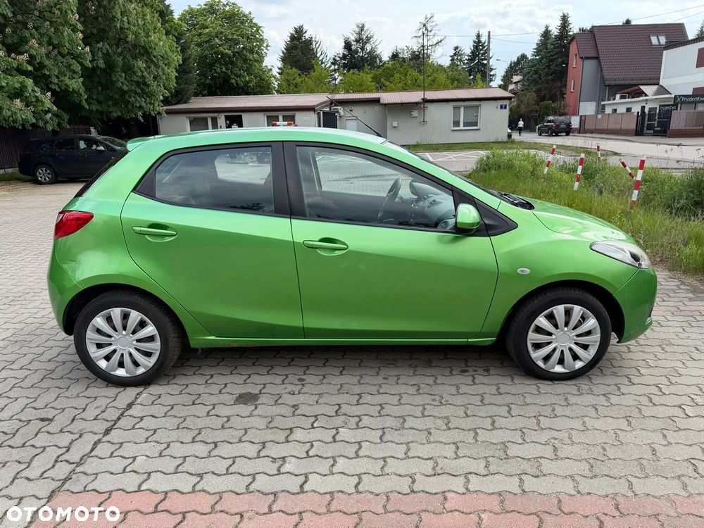 Mazda 2 - 2
