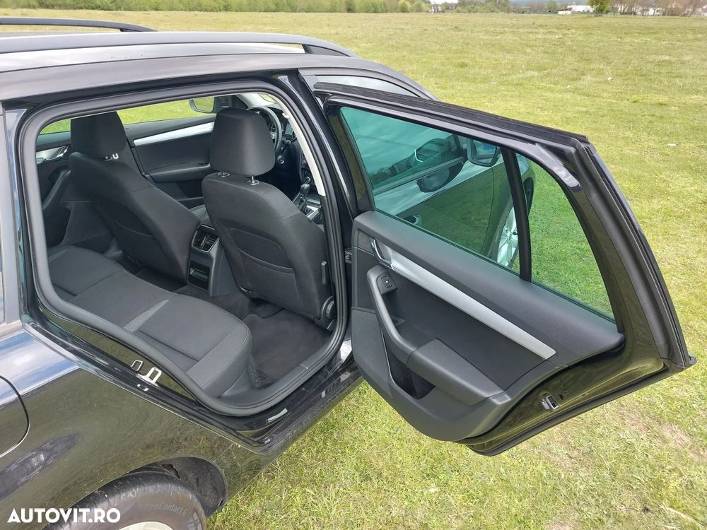 Skoda Octavia 1.6 TDI DSG Ambition - 8