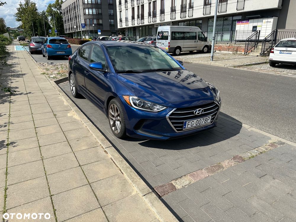 Hyundai Elantra 1.8 SE - 11