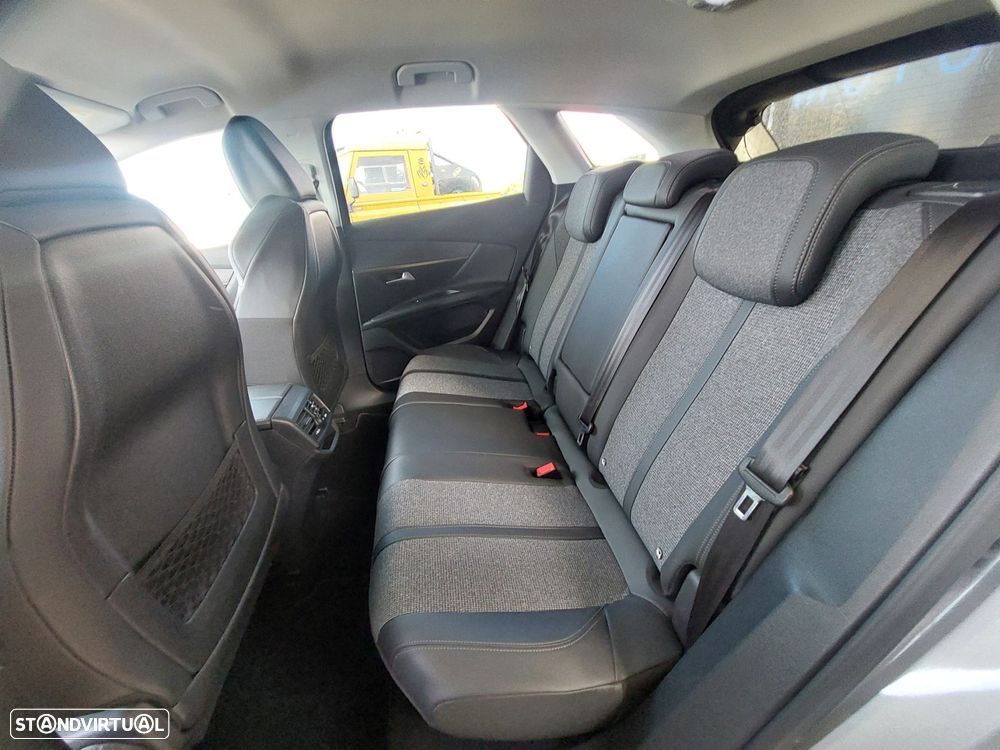 Peugeot 3008 1.2 PureTech Allure - 13