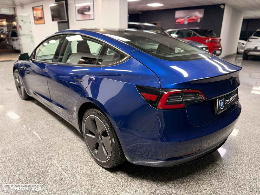 Tesla Model 3 Long-Range Dual Motor AWD - 4