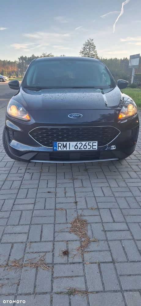 Ford Kuga - 2