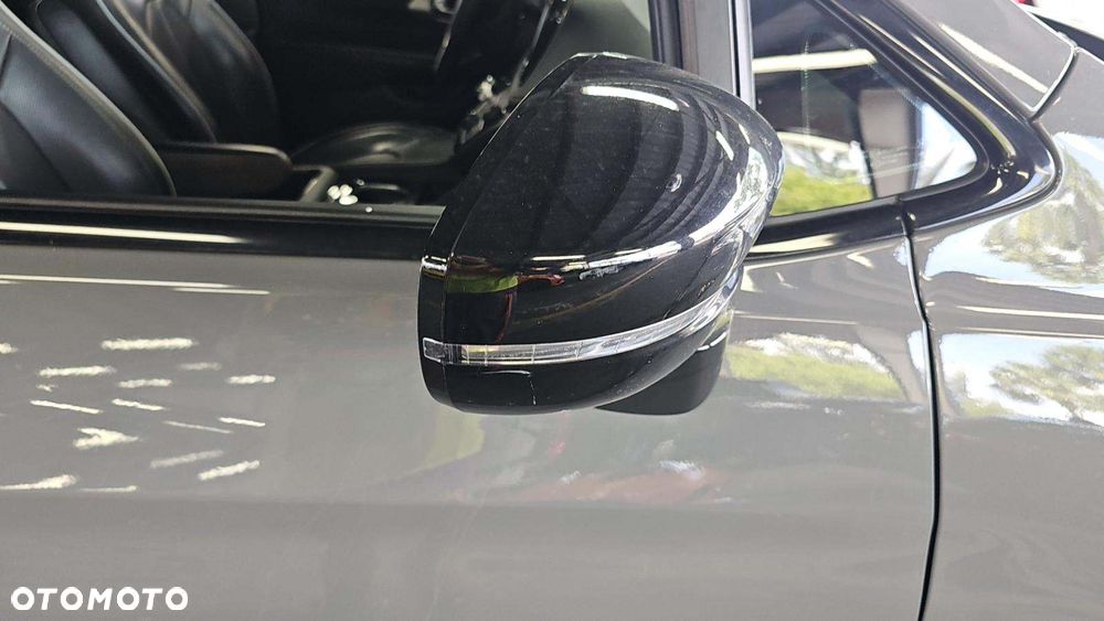 Chrysler Pacifica - 16