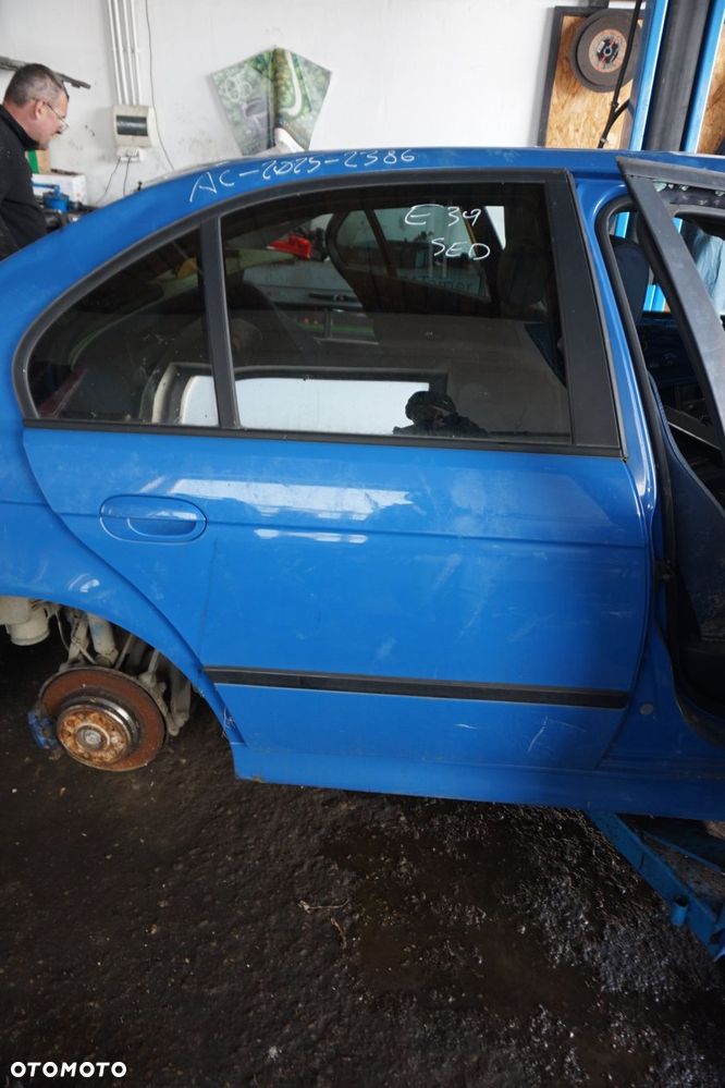 DRZWI TYLNE PRAWE 5 E39 SEDAN 490  NIEBIESKI SANTORINI BMW 1995-2000 - 1