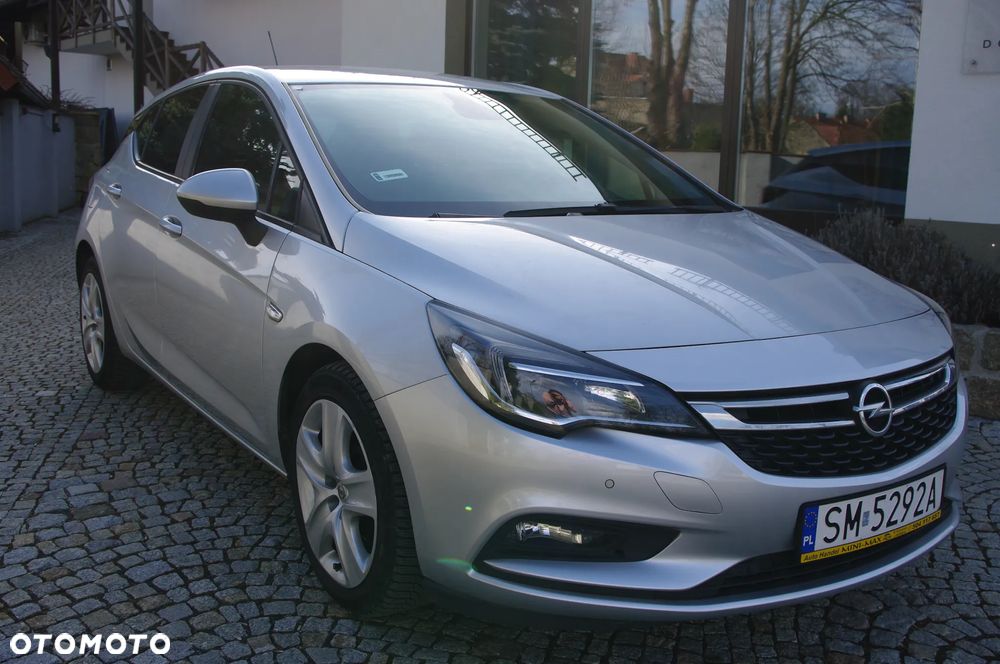 Opel Astra 1.4 T Elite S&S - 12