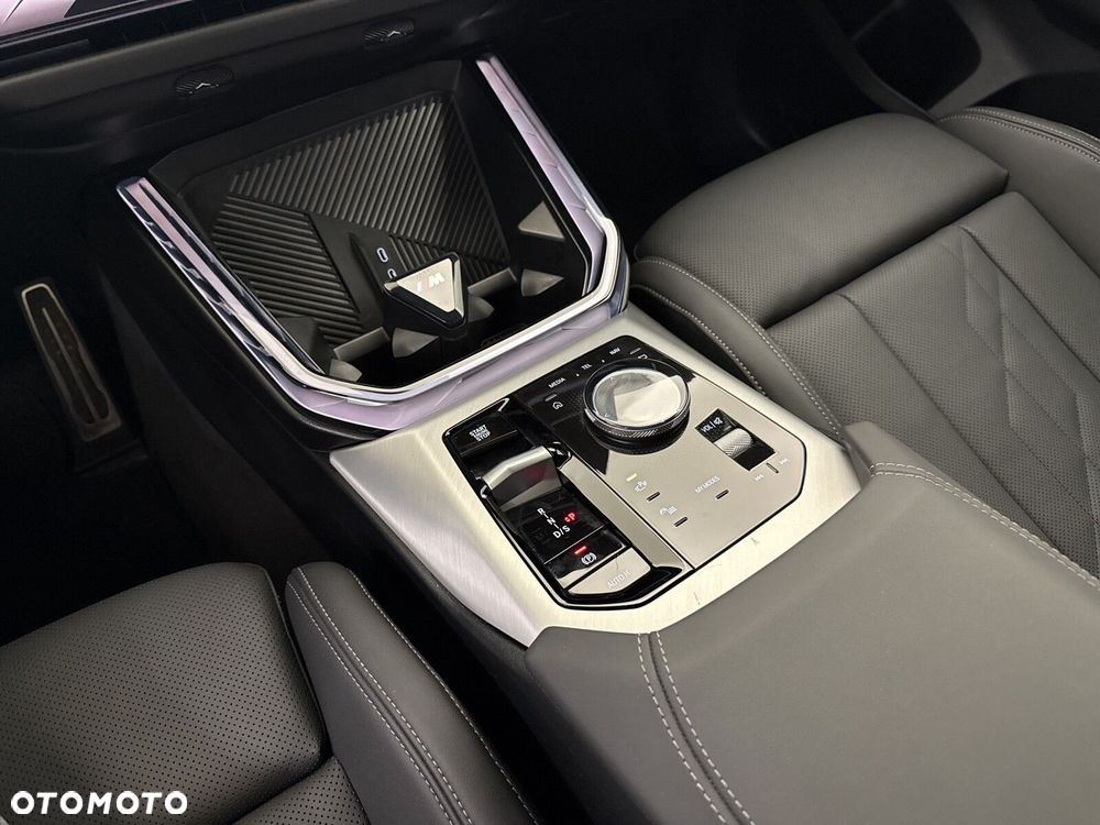 BMW X3 xDrive20 mHEV - 17