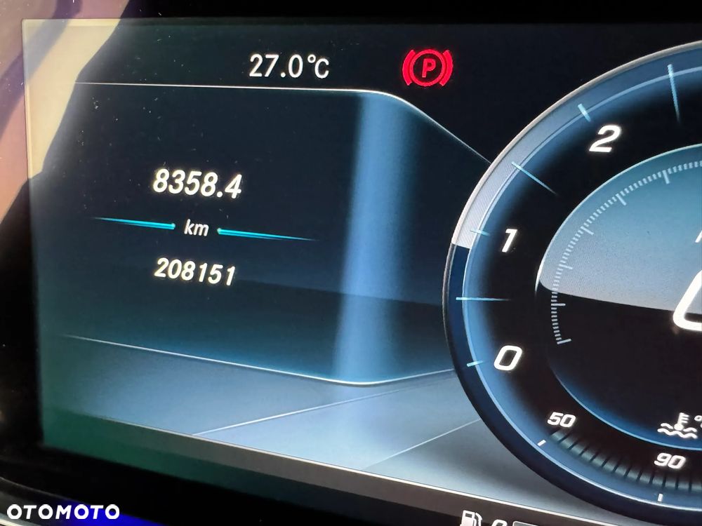 Mercedes-Benz Klasa E 220 d 9G-TRONIC - 20
