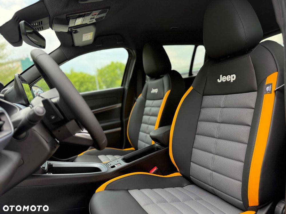 Jeep Avenger 1.2 T3 mHEV The North Face 4xe eDCT6 - 9
